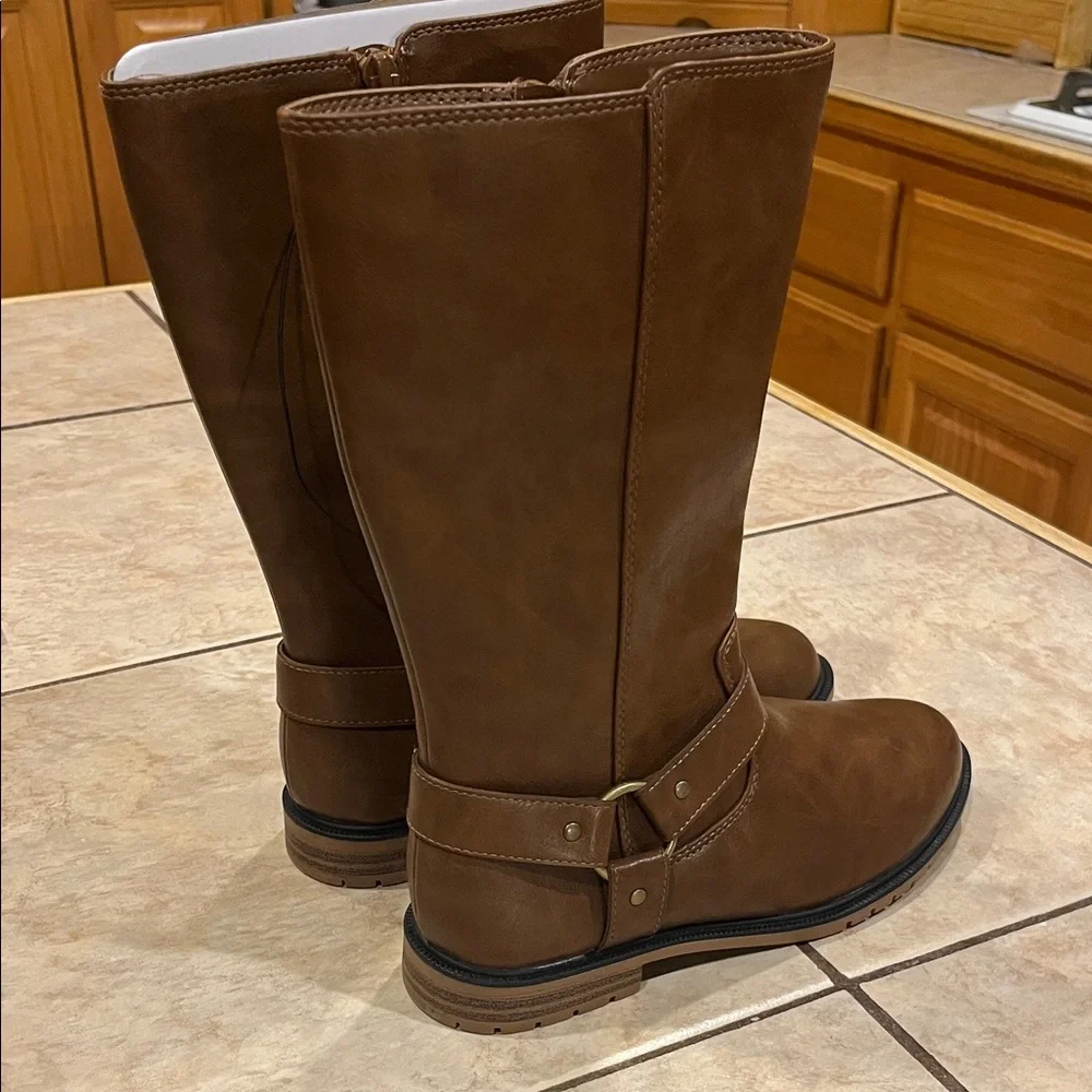 Cat & Jack Brown Girl’s Boots